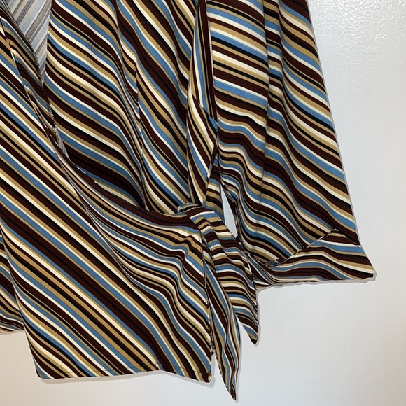 Selene Sport multi stripped 3/4 sleeved vintage top/blouse. Size Large - Picture 8 of 8